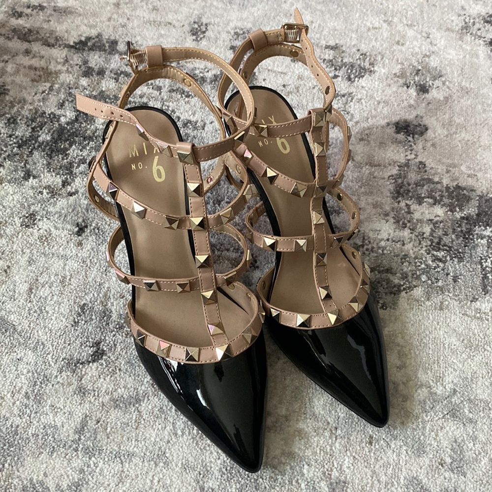 Studded Mix No. 6 heels size 8 1/2 in black